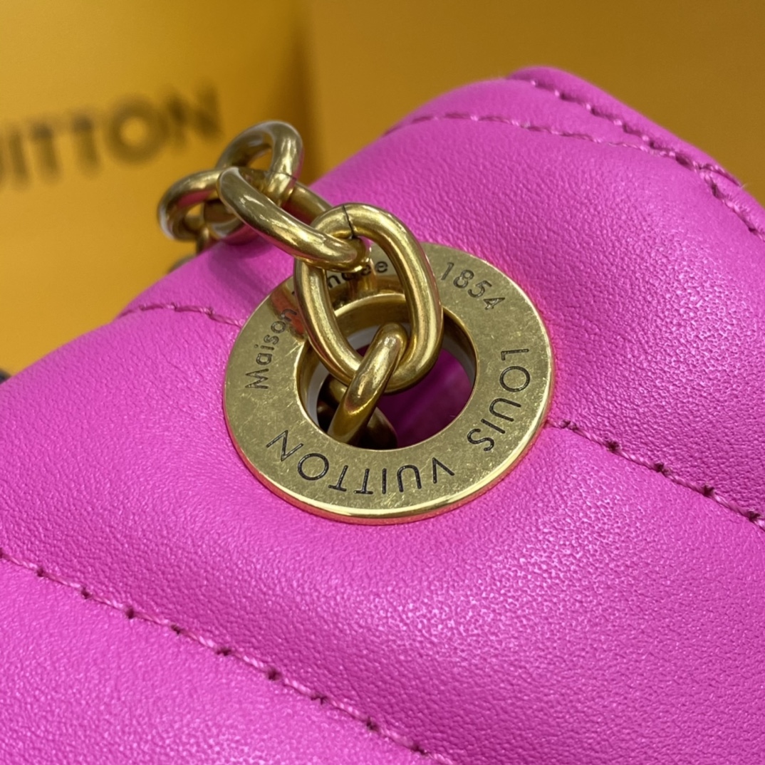 Louis Vuitton NEW WAVE CHAIN BAG M58664 Agathe Rose